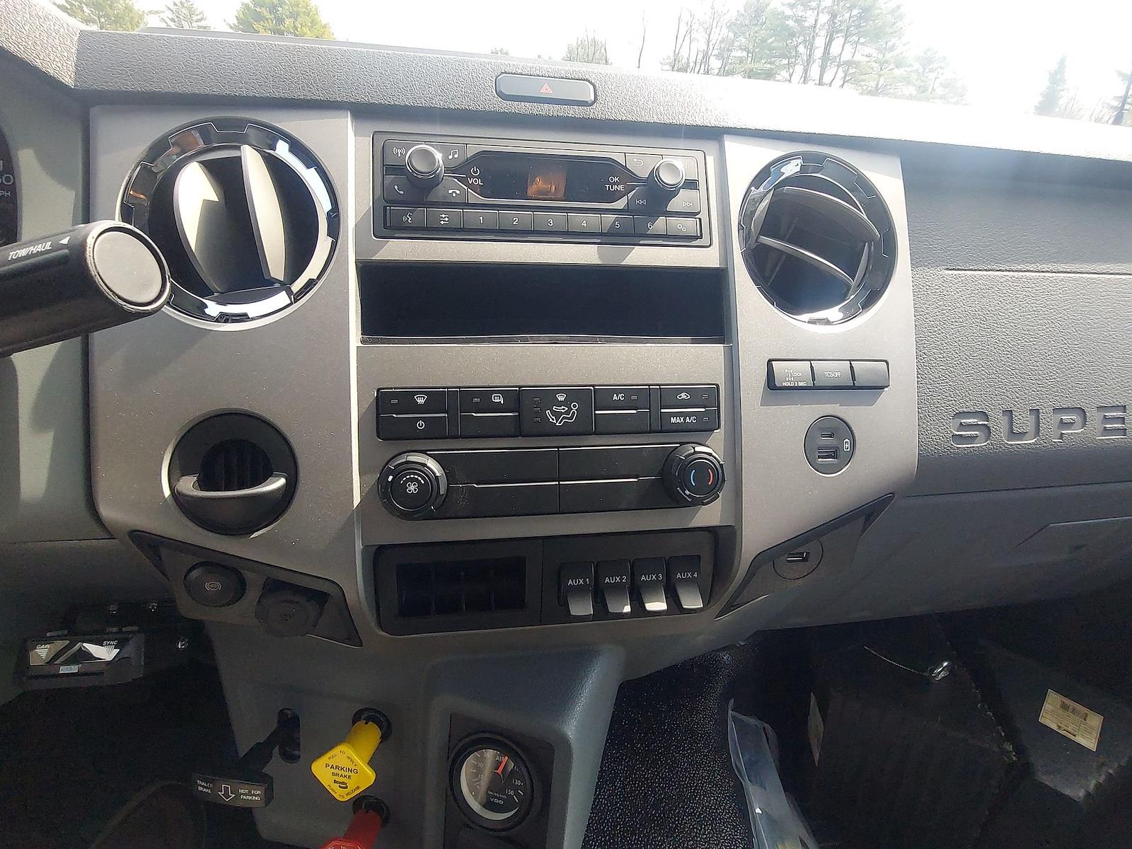 New 2027 Ford F-750 - photo 11