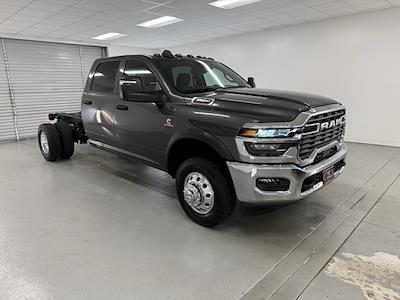 2025 Ram 3500 Crew Cab DRW 4x4 Cab Chassis for sale #DT060958 - photo 1