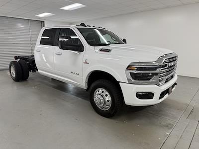 2025 Ram 3500 Crew Cab DRW 4x4 Cab Chassis for sale #DT061053 - photo 1