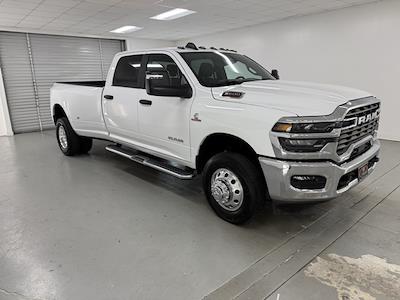 2025 Ram 3500 Crew Cab DRW 4x4 Pickup for sale #DT061752 - photo 1