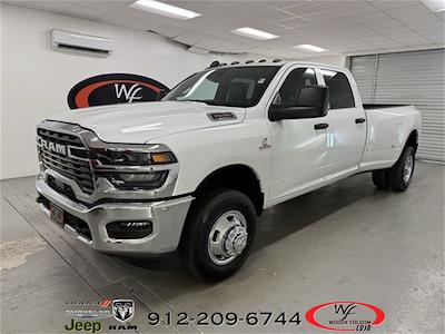 New 2026 Ram 3500 Tradesman Crew Cab 4WD DRW Pickup for sale #DT090257 - photo 1