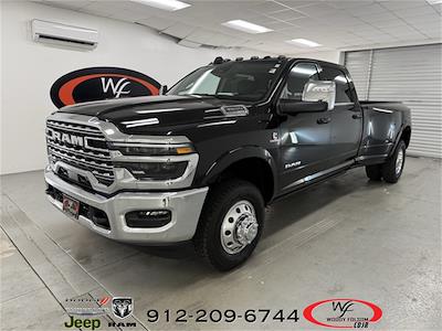 New 2026 Ram 3500 Limited Crew Cab 4x4 DRW Pickup for sale #DT092453 - photo 1