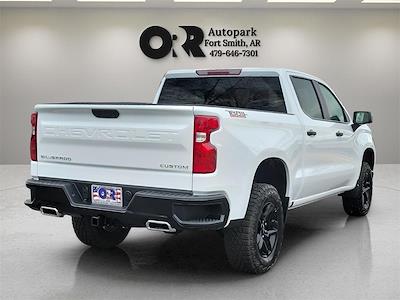 New 2025 Chevrolet Silverado 1500 Custom Crew Cab 4WD Pickup for sale #246465 - photo 2