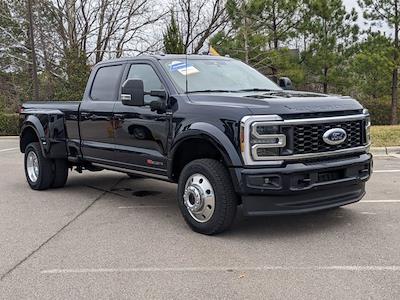 Used 2025 Ford F-450 Platinum Crew Cab 4WD DRW Pickup for sale #PT27171 - photo 1
