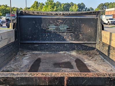 Used 2022 Ford F-350 Crew Cab 4WD Dump Truck for sale #T481166A - photo 2