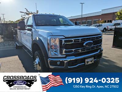 2025 Ford F-450 Crew Cab DRW 4WD Flatbed Truck for sale #T580044 - photo 1