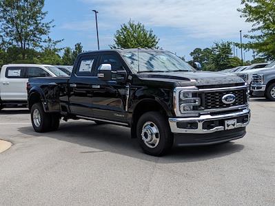 New 2025 Ford F-350 Lariat Crew Cab 4WD DRW Pickup for sale #T580824 - photo 1