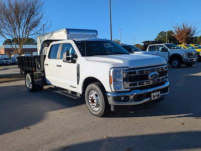 New 2025 Ford F-350 Crew Cab Steel Flatbed Truck for sale #T580864 - photo 1