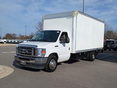 Used 2021 Ford E-350 - photo 1