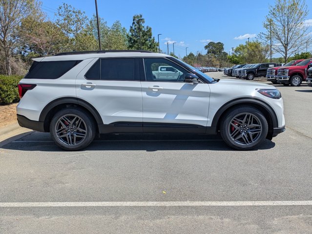 New 2026 Ford Explorer - photo 2