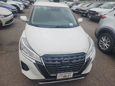 Used 2021 Nissan Kicks - photo 1