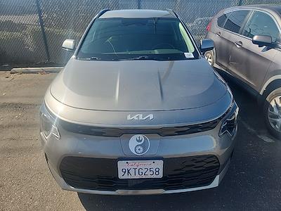 Used 2023 Kia Niro - photo 1