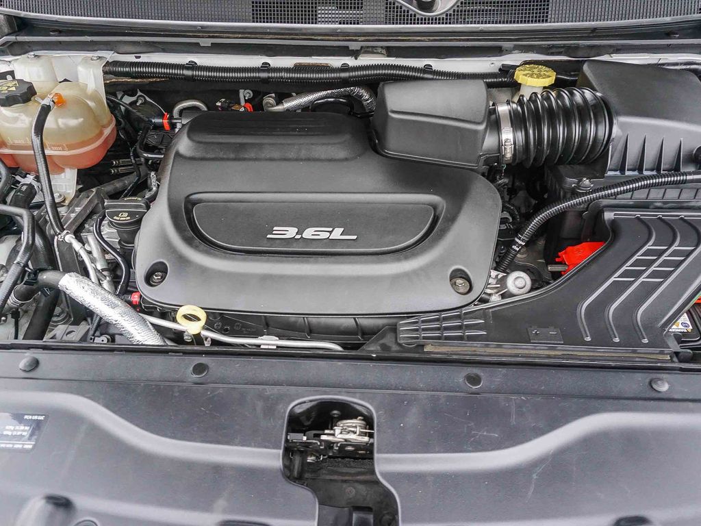 Used 2018 Chrysler Pacifica - photo 28