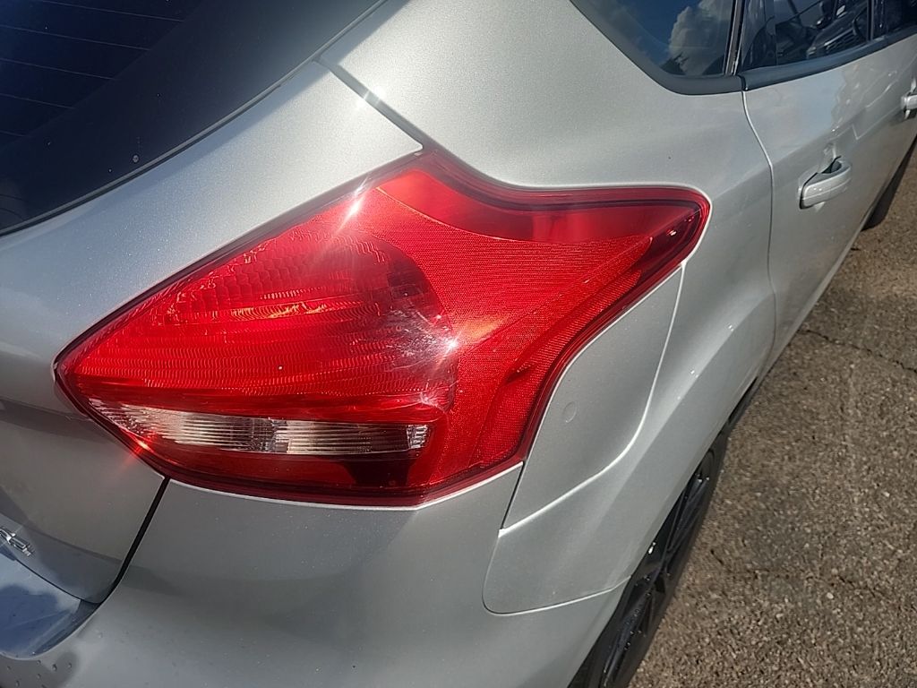 Used 2016 Ford Focus - photo 14