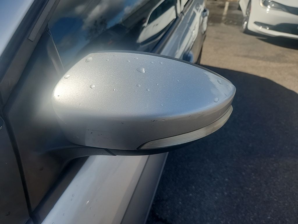 Used 2016 Ford Focus - photo 7