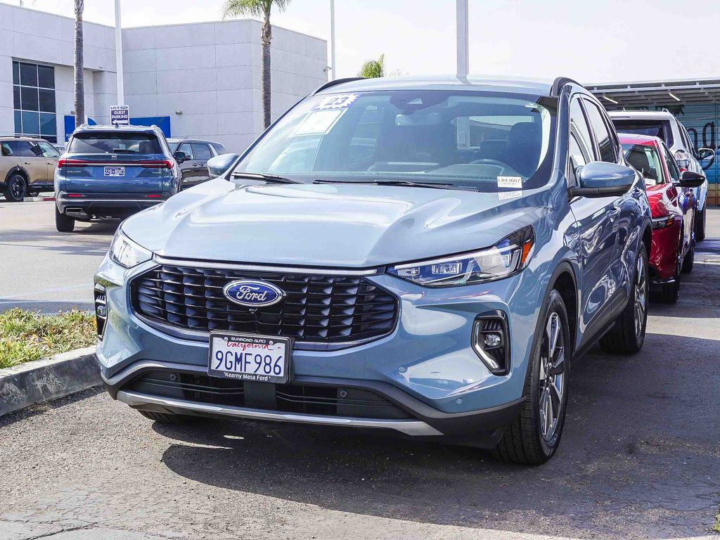 Used 2023 Ford Escape - photo 6