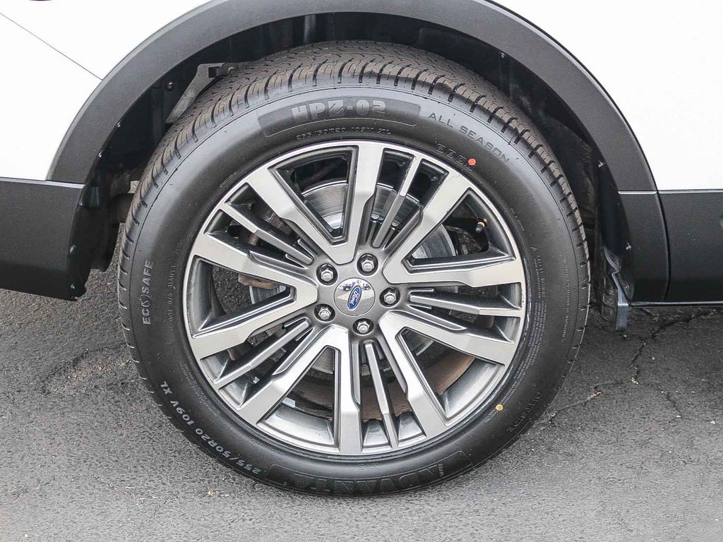 Used 2017 Ford Explorer - photo 14