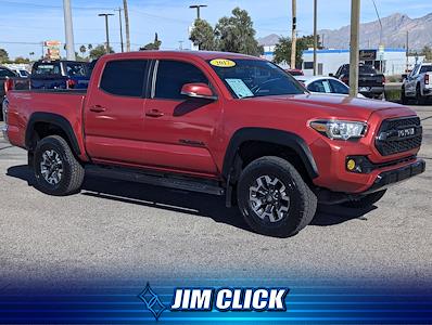 Used 2017 Toyota Tacoma - photo 1