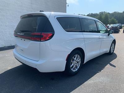 2024 Chrysler Pacifica FWD Minivan for sale #62841P - photo 2