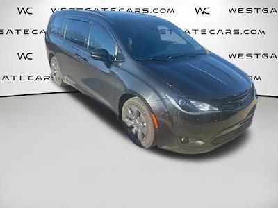 Used 2019 Chrysler Pacifica Limited Minivan for sale #63299K - photo 1