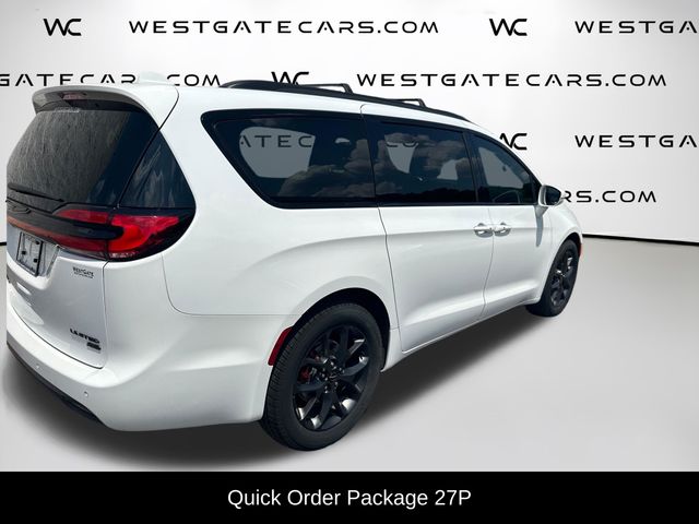 Used 2021 Chrysler Pacifica - photo 5