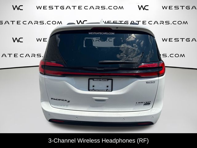 Used 2021 Chrysler Pacifica - photo 2