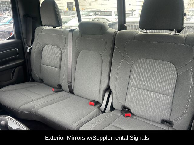 Used 2024 Ram 1500 - photo 14