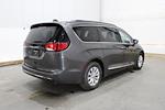 2017 Chrysler Pacifica FWD Minivan for sale #63119XP - photo 2