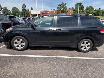 2014 Toyota Sienna 4x2 Minivan for sale #KA14911A - photo 2