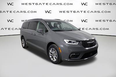 2021 Chrysler Pacifica AWD Minivan for sale #63227XP - photo 1