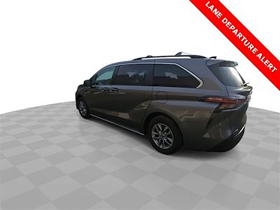 2022 Toyota Sienna AWD Minivan for sale #T260764A - photo 2
