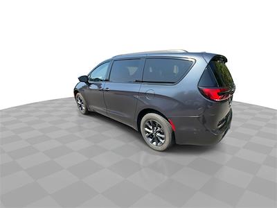 2021 Chrysler Pacifica AWD Minivan for sale #UP6603A - photo 2