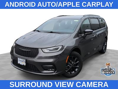 2022 Chrysler Pacifica AWD Minivan for sale #UP7105 - photo 1