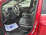 Used 2025 Chrysler Pacifica Select Minivan for sale #A10964P - photo 7