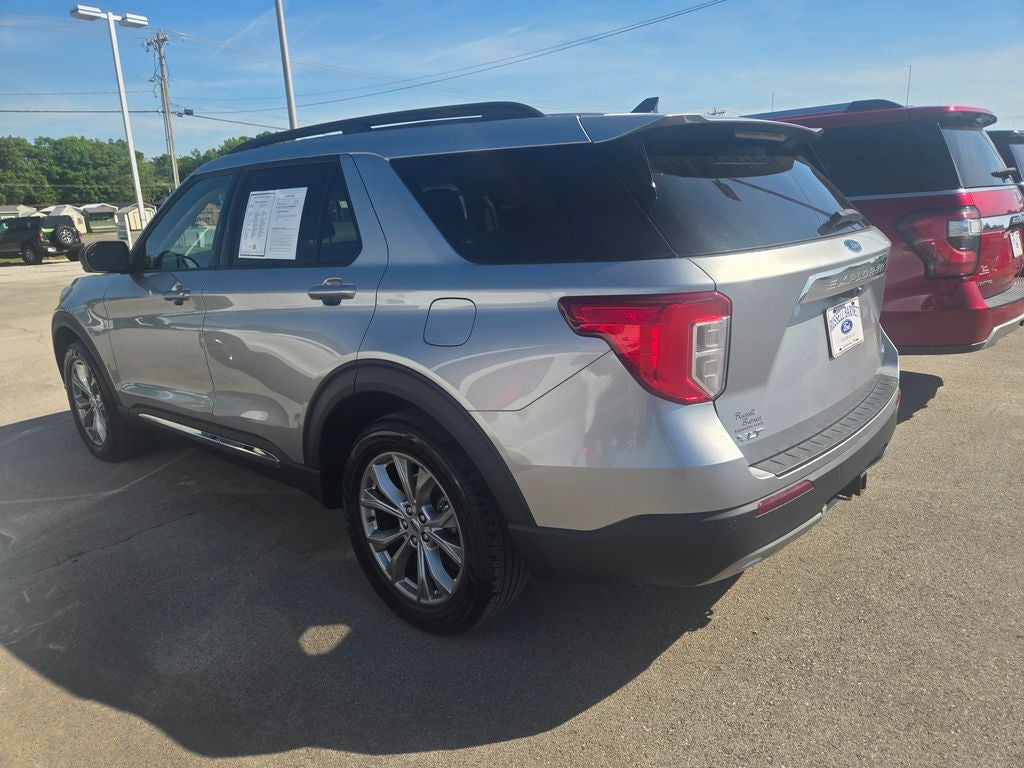 Used 2023 Ford Explorer - photo 2