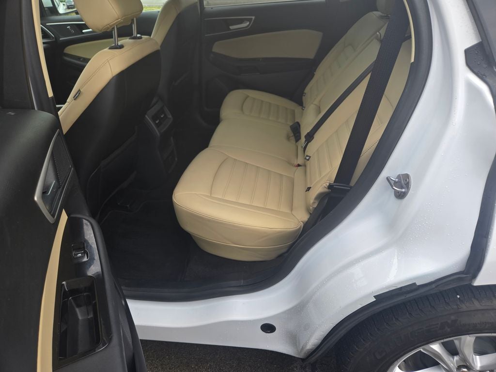 Used 2020 Ford Edge - photo 10