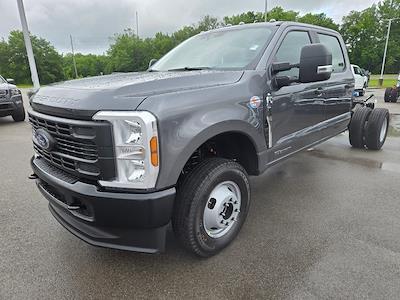 New 2025 Ford F-350 - photo 1