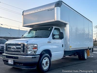 Used 2025 Ford E-350 - photo 1