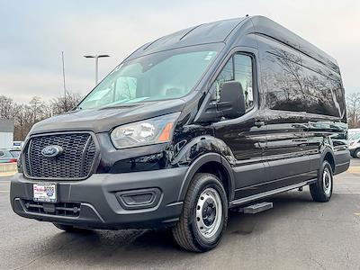 Used 2023 Ford Transit 250 - photo 1