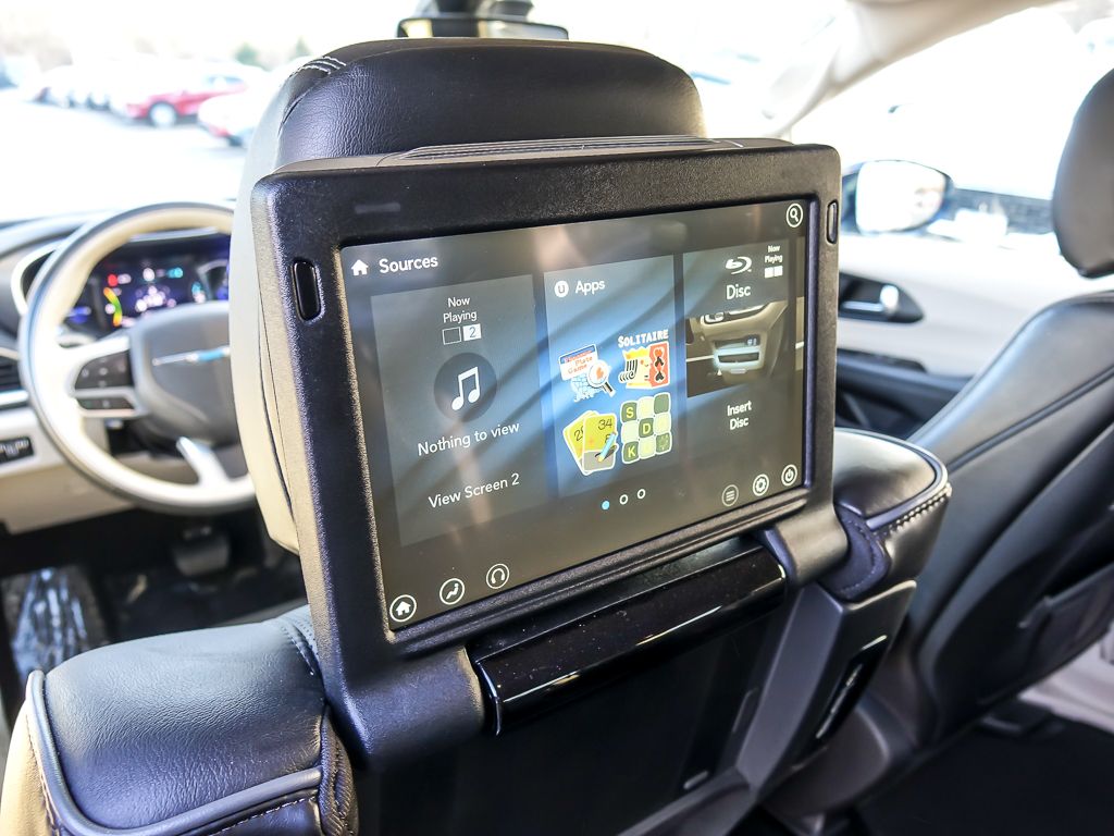 Used 2020 Chrysler Pacifica - photo 12