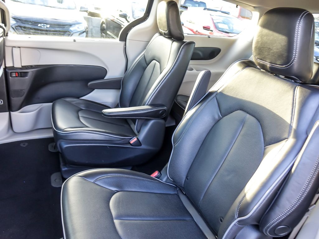 Used 2020 Chrysler Pacifica - photo 13