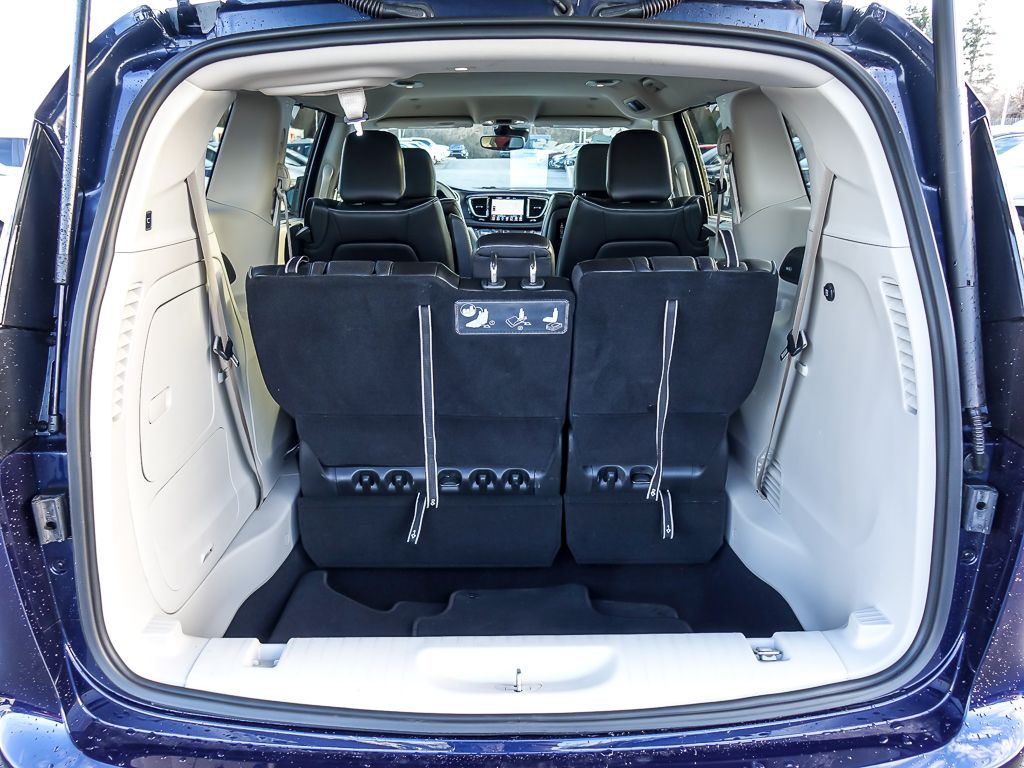 Used 2020 Chrysler Pacifica - photo 25