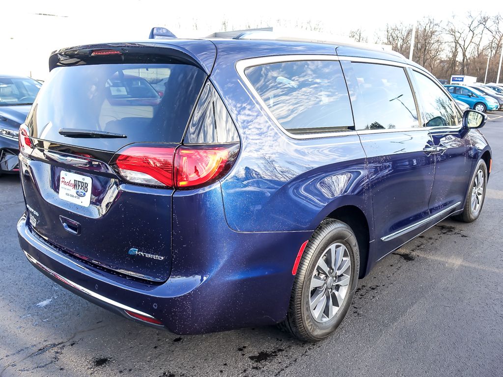 Used 2020 Chrysler Pacifica - photo 9
