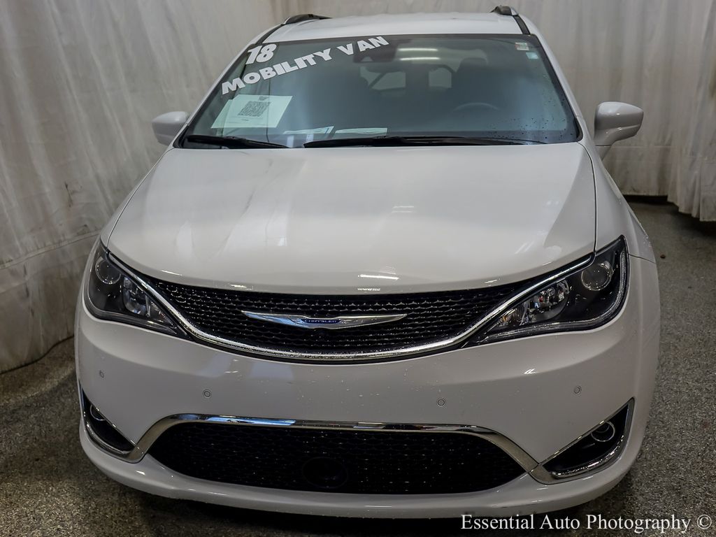 Used 2018 Chrysler Pacifica - photo 6
