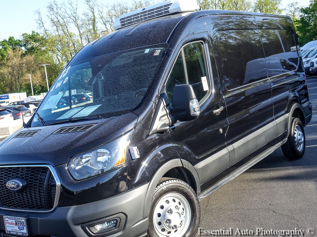 Used 2023 Ford Transit 250 - photo 6