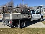 2015 Chevrolet Silverado 3500 Crew Cab DRW 4WD Flatbed Truck for sale #619248 - photo 24