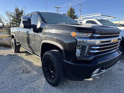 Used 2022 Chevrolet Silverado 2500 High Country Crew Cab for sale #619371 - photo 2