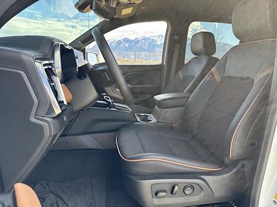 Used 2025 GMC Canyon - photo 1