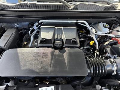 Used 2025 GMC Canyon - photo 1