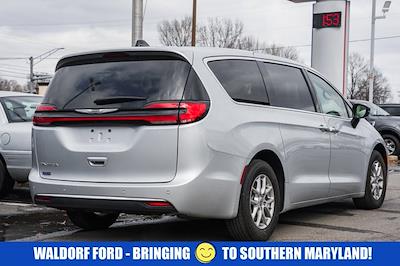 Used 2024 Chrysler Pacifica - photo 1
